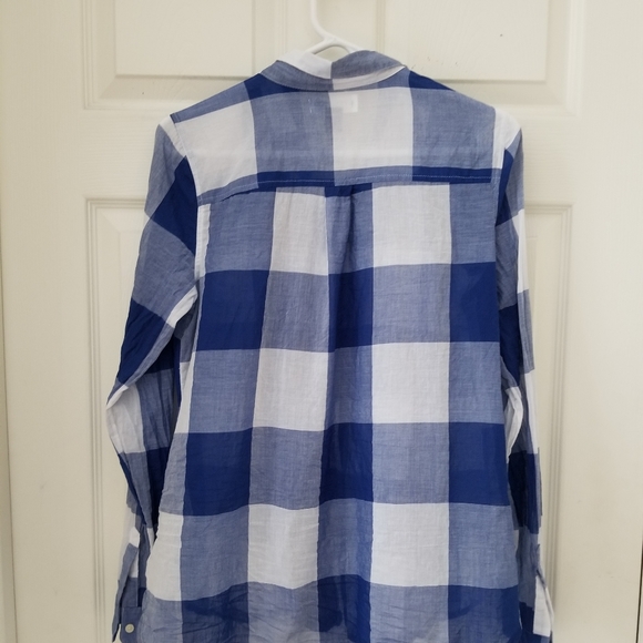 Old Navy long sleeve top - Picture 3 of 6